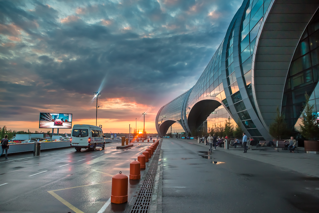 Ближайшее метро к аэропорту Домодедово